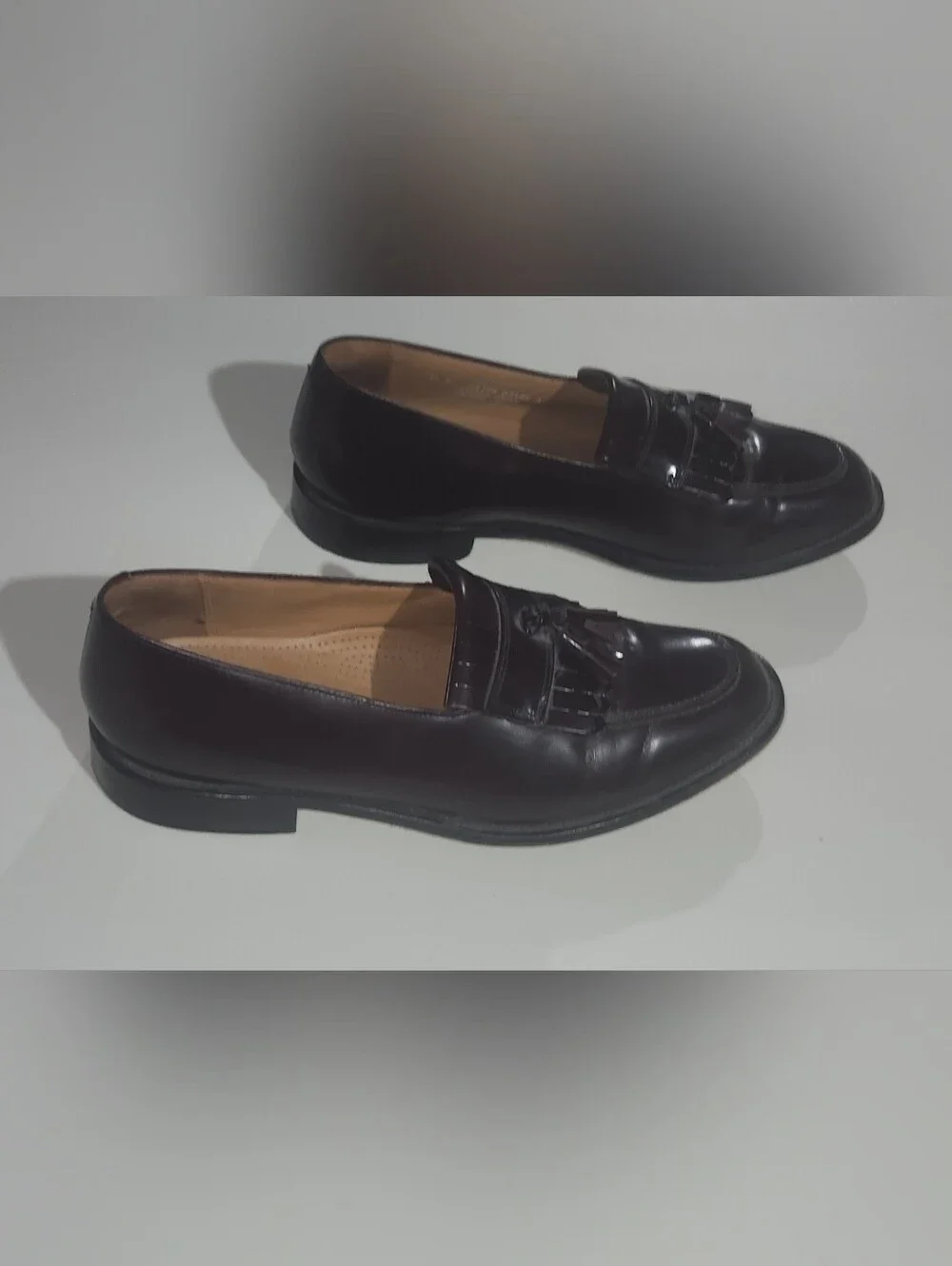 Bostonians Men’s Italian Tassel Loafers in Dark Wine Burgundy Size 11